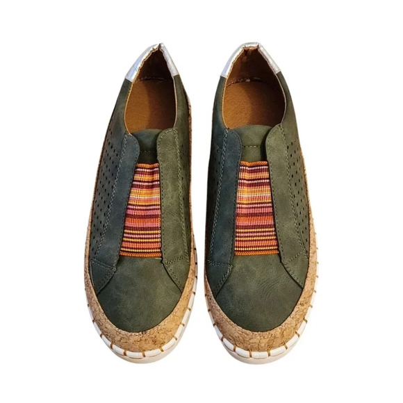 Vintage Shoes - ⭐️ HOST PICK ⭐️ NEW Vintage Slip On Sneakers